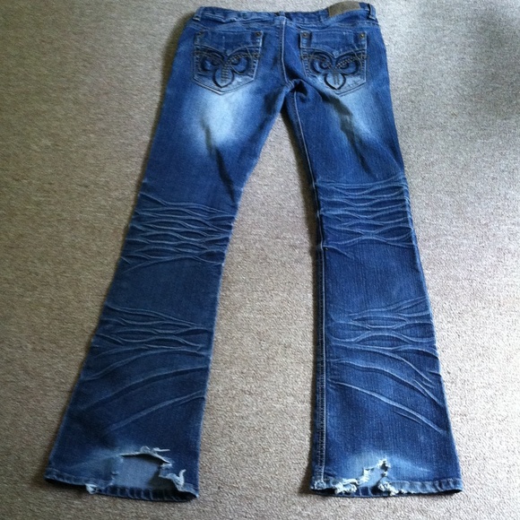 Blue jeans - Picture 2 of 2