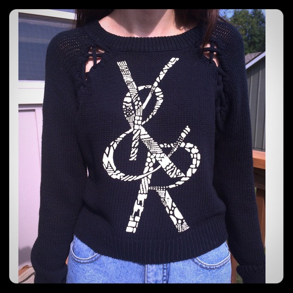 Y&R Young and Reckless black PacSun sweater