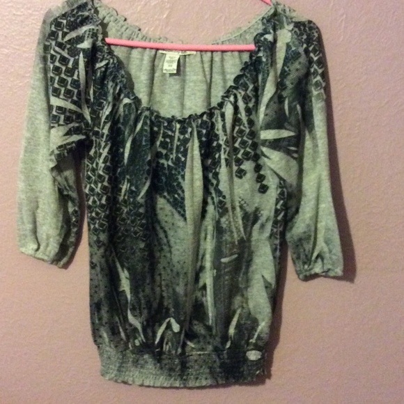 Long sleeve shirt
