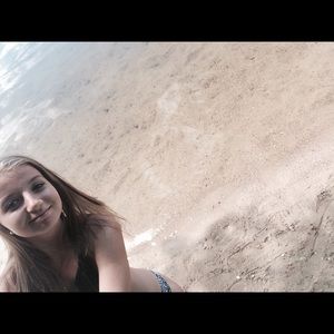 Meet your Posher, Brianna