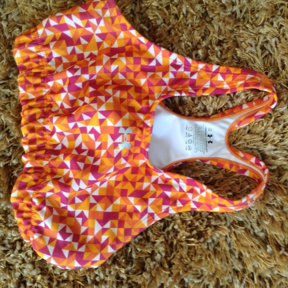 *SOLD* Under Armour Sports Bra
