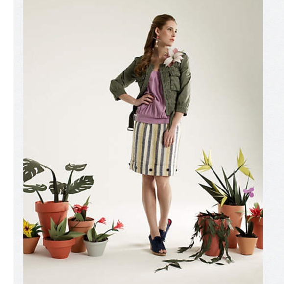 Striped linen skirt with button details