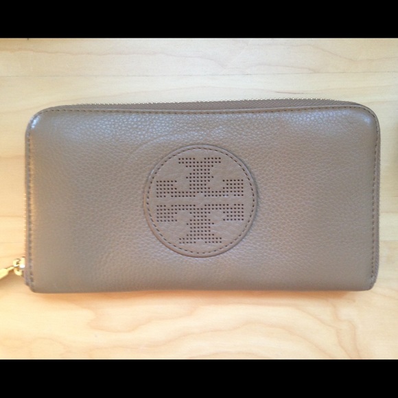 Tory Burch Kipp Zip Continental Wallet