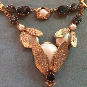 NWOT Ann Taylor necklace