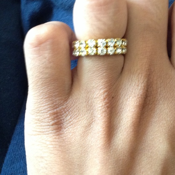 Gold stretch ring