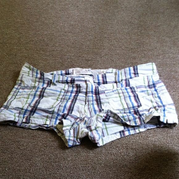Plaid Hollister shorts - Picture 1 of 1