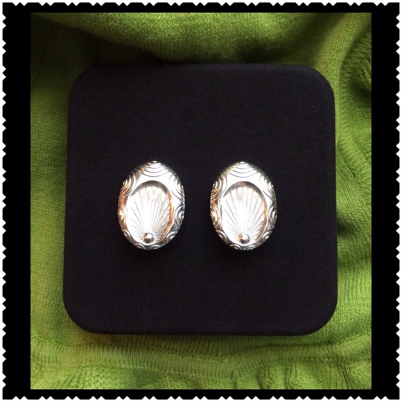 VINTAGE 'ART DECO' EARRINGS - Picture 1 of 4