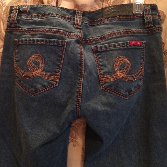 Jeans - Picture 3 of 4