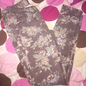 Floral print skinny jeans