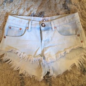 Oneteaspoon Bonitas raw denim shorts sz 24