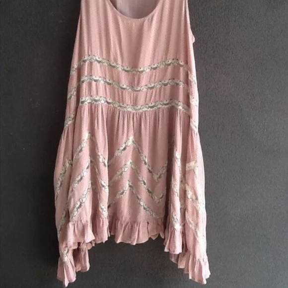 🚫RESERVED🚫 Voile and lace trapeze slip