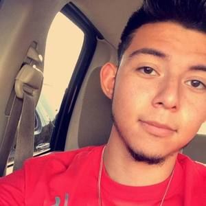 Meet your Posher, Aaron