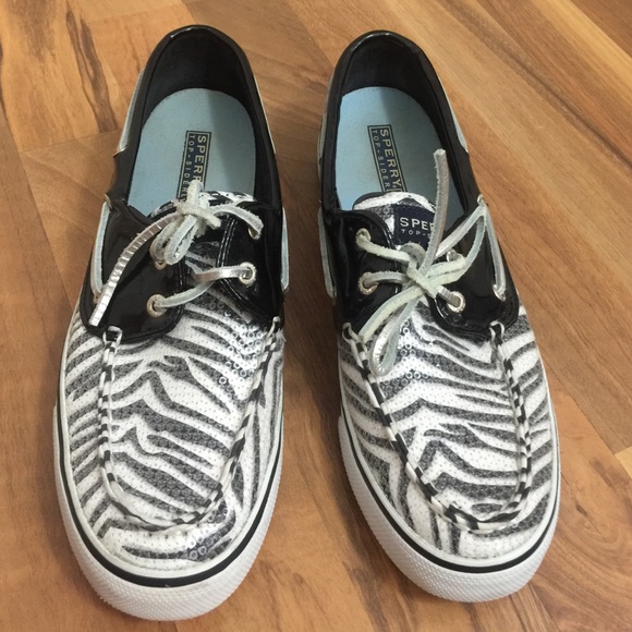🎄🎅🏼 sale!! Zebra sequin sperry top-siders! Sz 8