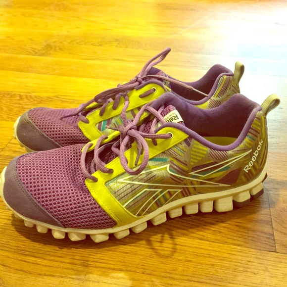 Reebok flex sneakers size 11