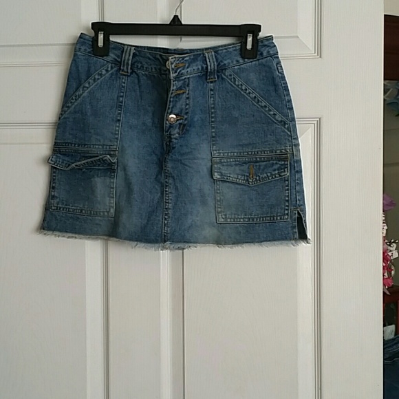Old college Inn skirt