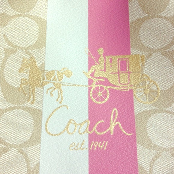 HAS TO GO!!!!!!!!!! AUTHENTIC COACH PURSE!!!