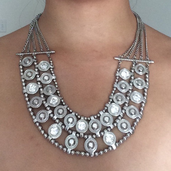 Jewelry - Statement Metal and rhinestones necklace