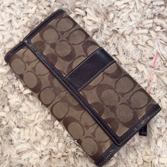 A coach wallet