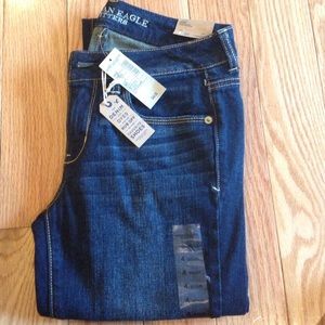 ❗️SOLD❗️NWT American Eagle Skinny Jeans