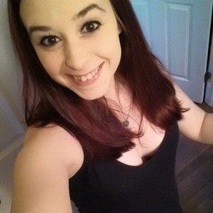 Meet your Posher, Carrie