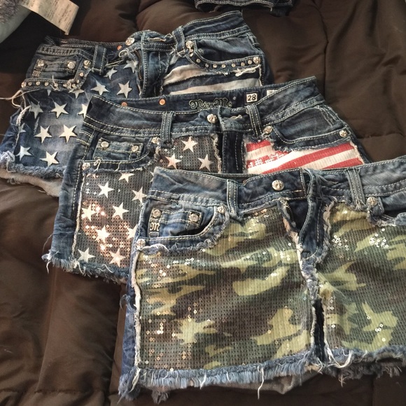 Bling miss me shorts!