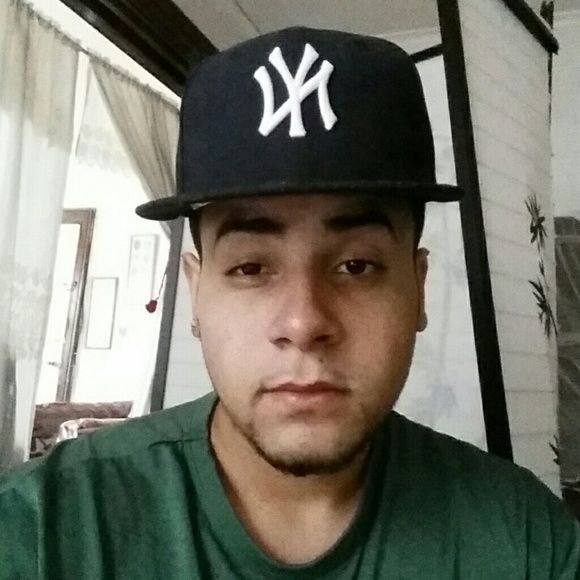 Meet your Posher, Christopher - Picture 1 of 1