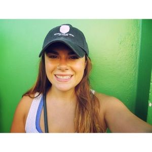 Meet your Posher, Julie