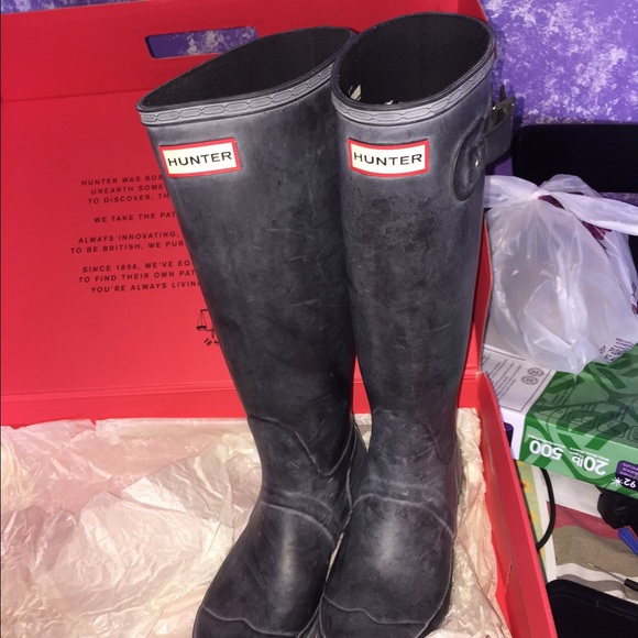 Hunter boots size 6