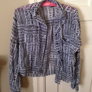 Button up blouse size small amazing condition