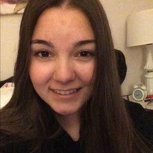 Meet your Posher, Lucy