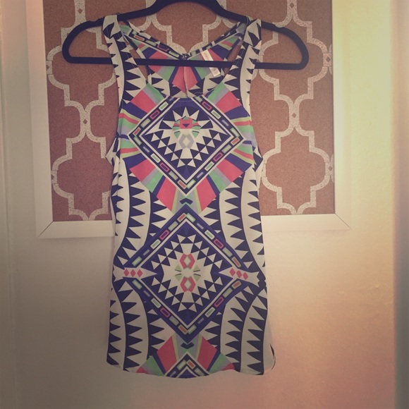 Flowy tribal print tank top - Picture 1 of 2