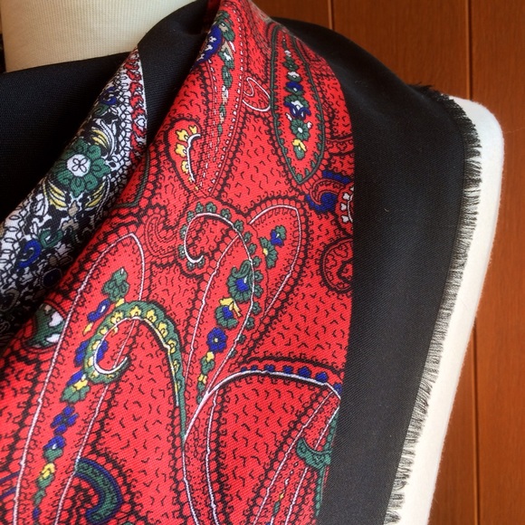 Beautiful Scarf by Express - Picture 4 of 8