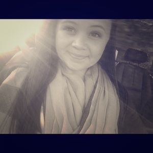 Meet your Posher, Victoria