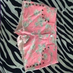 Size 3 mossimo shorts