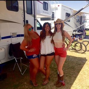 Meet your Posher, Julianne