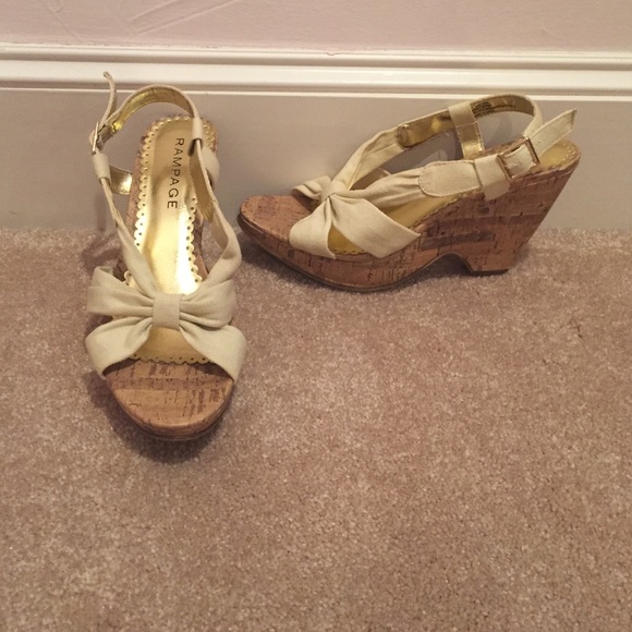 White wedges