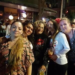 Meet your Posher, Felicia