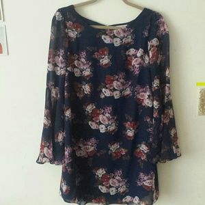 Floral chiffon dress with bell sleeves