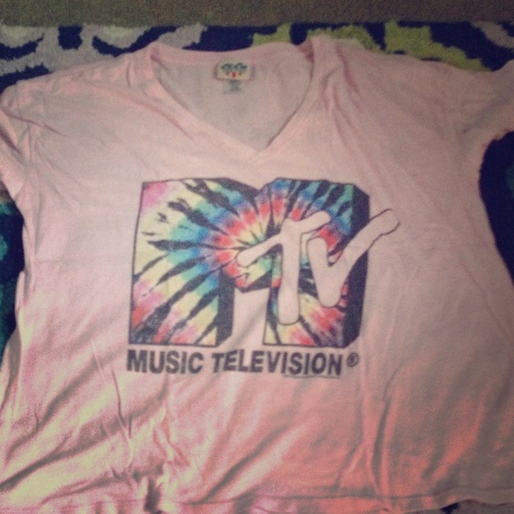 MTV shirt