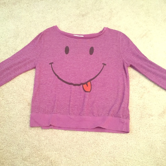 Forever 21 purple smiley face shirt. Size: L