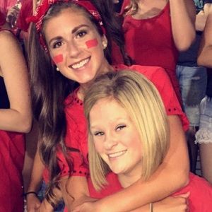 Meet your Posher, Abby