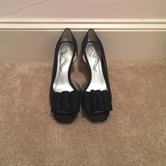 Black heels