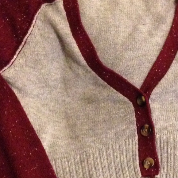 ARIZONA JEANS CO. SWEATER - Picture 4 of 4