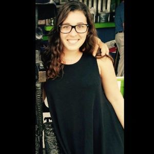 Meet your Posher, Lauren