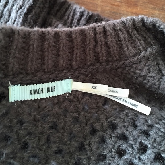 Urban Outfitters/Kimchi Blue Knit Sweater - Picture 4 of 4