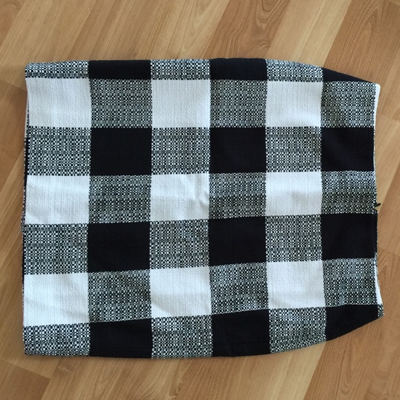 NWT Talbots black and white tweed skirt