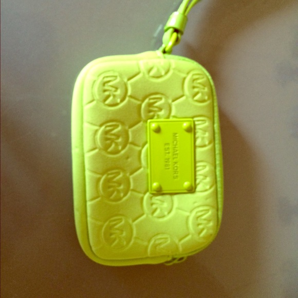 Michael Kors Wristlit