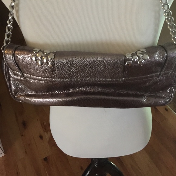 Guess Handbag - Picture 2 of 4