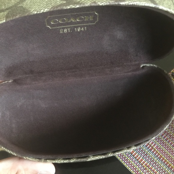Coach sunglasses case - Picture 3 of 3