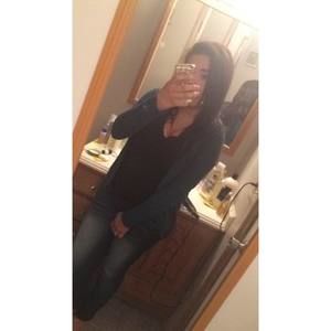 Meet your Posher, Chloe